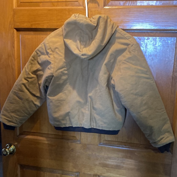 Berne Apparel hooded child’s size 14-16 jacket. - Picture 3 of 5